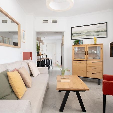 Jardines Del Prado Suite Apartment Севиля Екстериор снимка