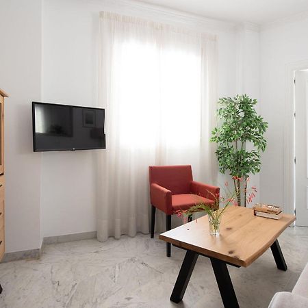Jardines Del Prado Suite Apartment Севиля Екстериор снимка
